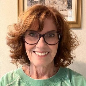 Meet your Posher, Connie